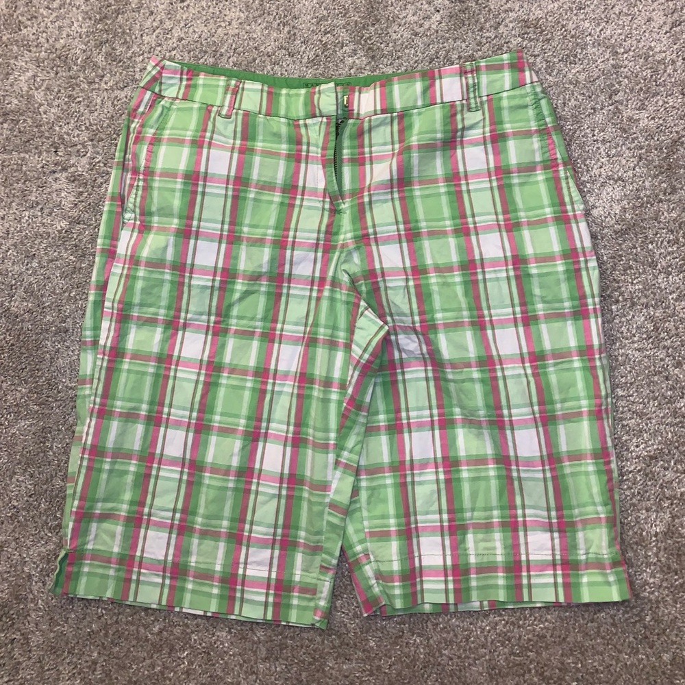 NY & Company Manhattan Plaid Chino shorts size 12 - Picture 3 of 12